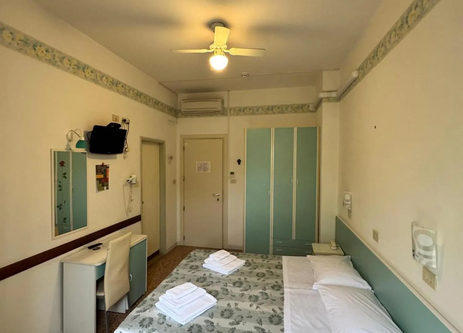 Hotel Urania Nuova Gestione Rímini