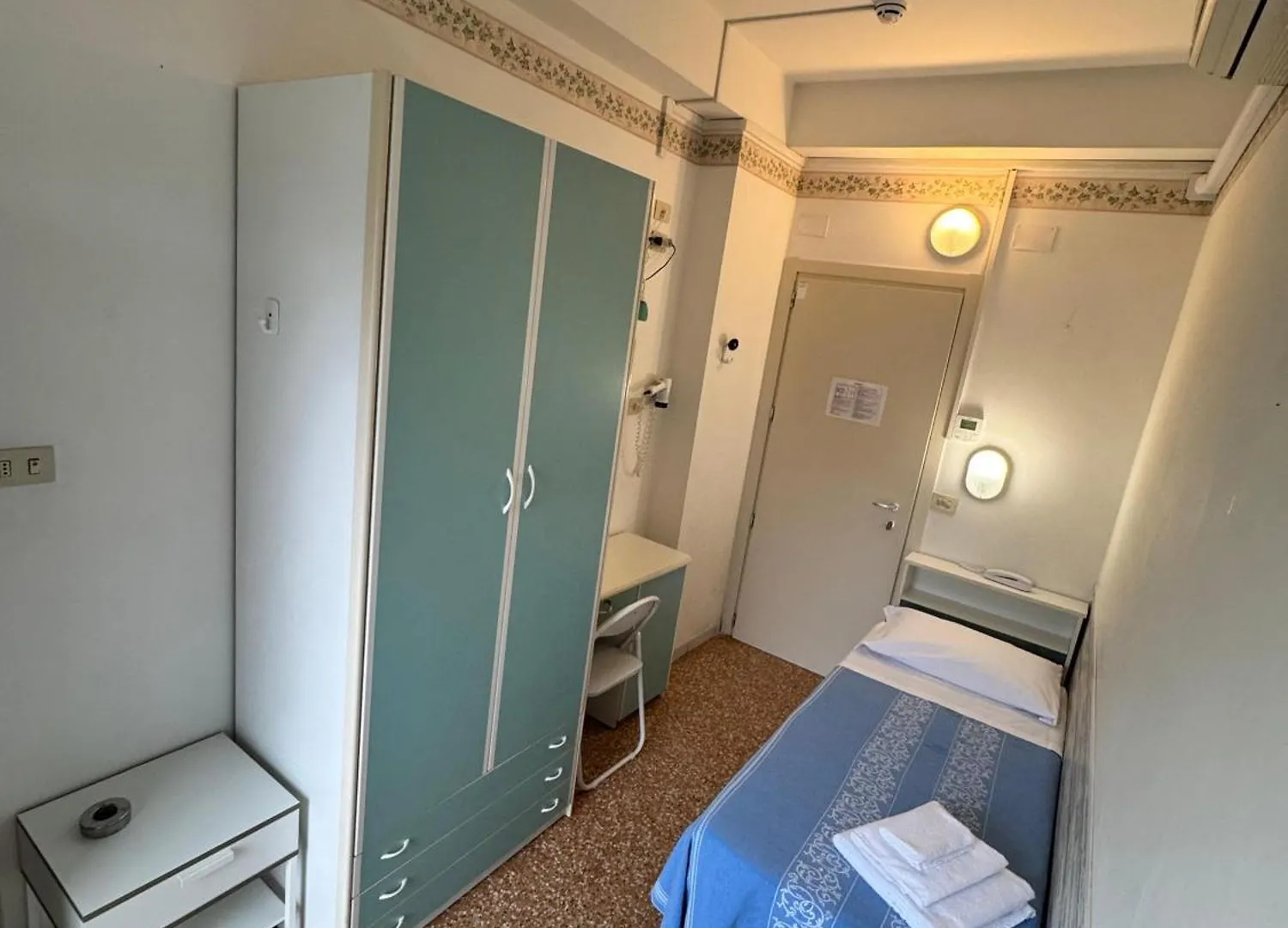 Hotel Urania Nuova Gestione Римини